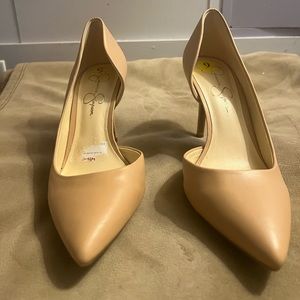Jessica Simpson Prizma D'Orsay Pump in Sand Dune - Never Worn